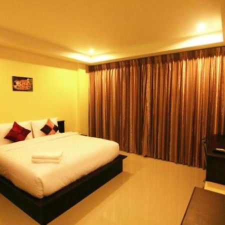 Nicha Residence Kamala Beach Exterior photo
