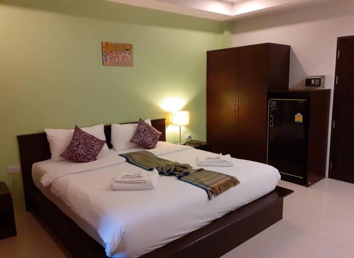 Nicha Residence Kamala Beach Exterior photo