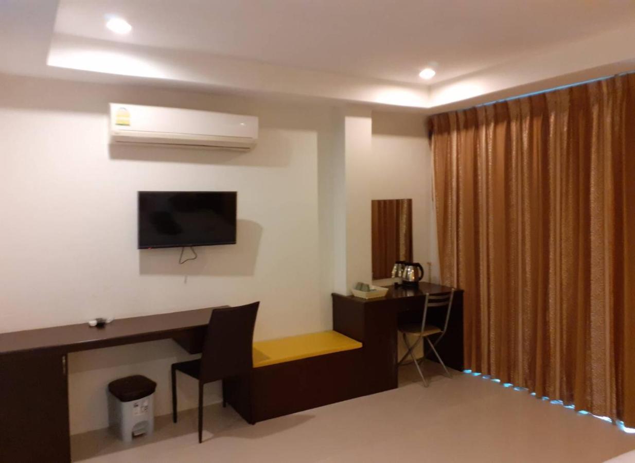 Nicha Residence Kamala Beach Exterior photo